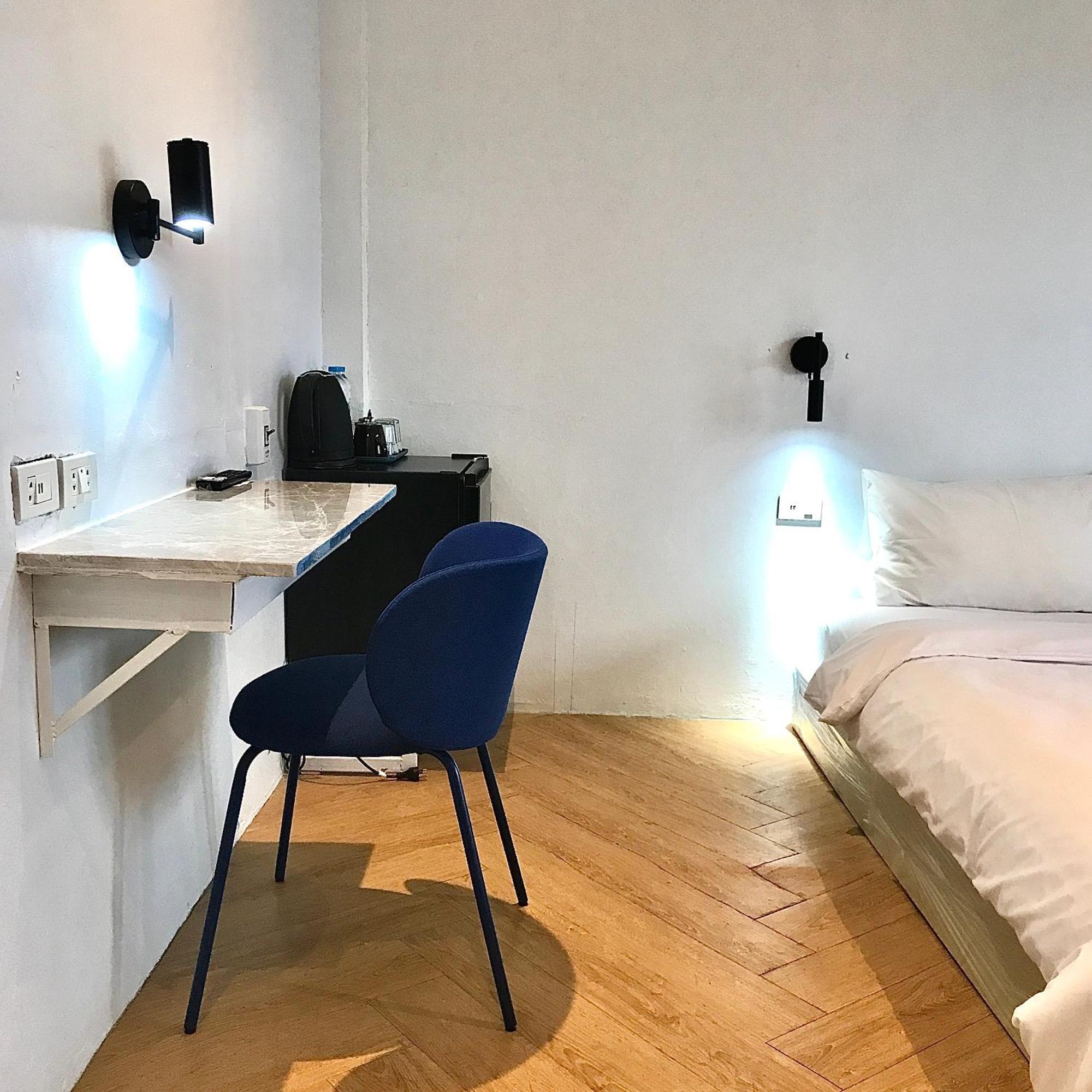 Beige Poshtels + Netflix Hostel Bangkok Buitenkant foto