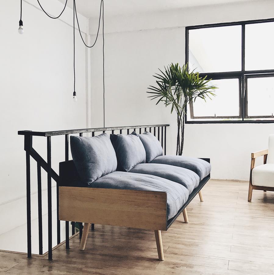 Beige Poshtels + Netflix Hostel Bangkok Buitenkant foto