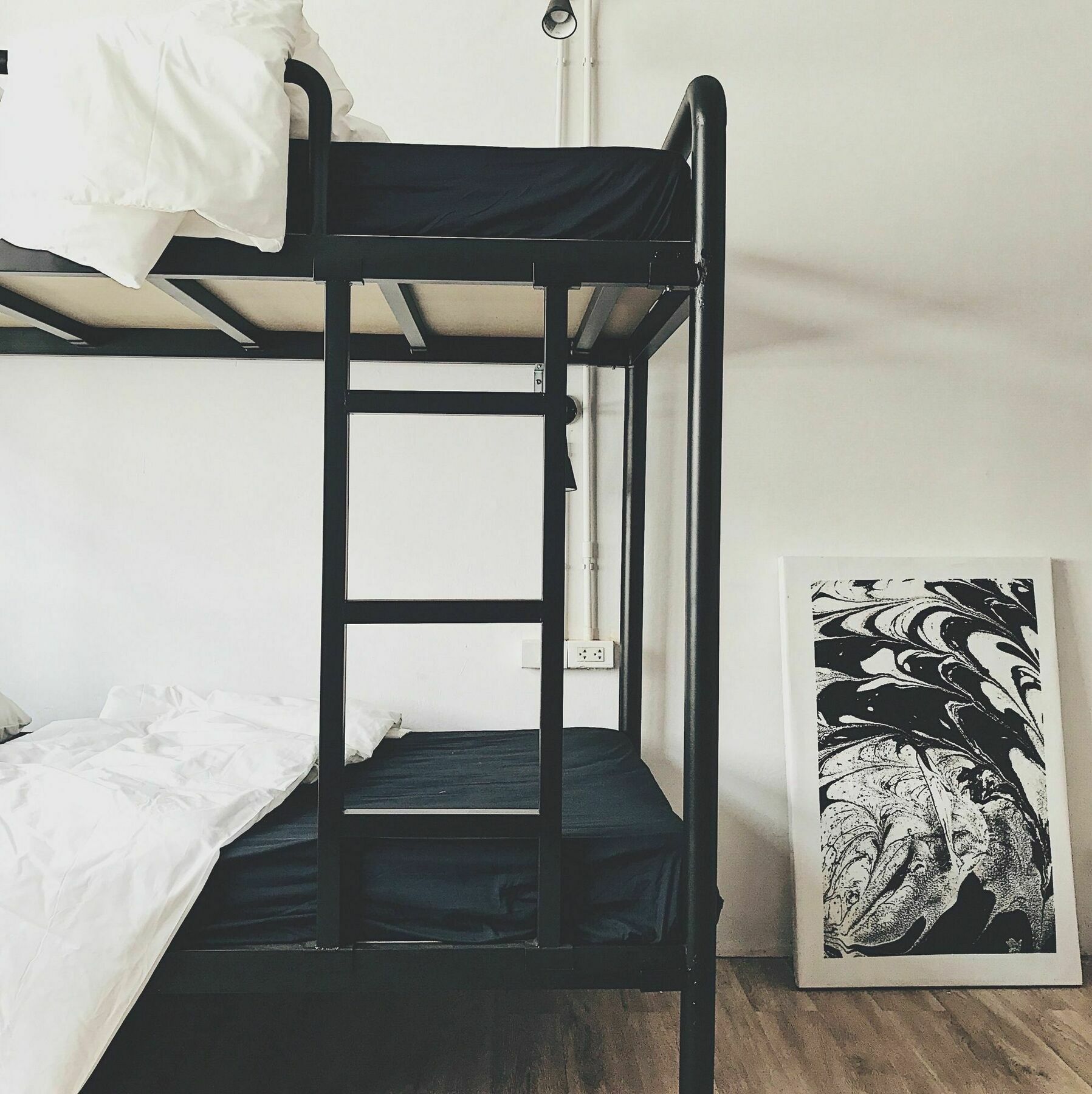 Beige Poshtels + Netflix Hostel Bangkok Buitenkant foto